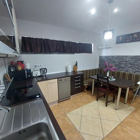 Morrison Apartments เมียร์คูรา-ชุค ภายนอก รูปภาพ