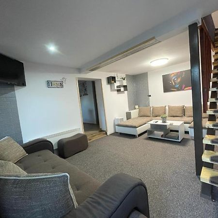 Morrison Apartments เมียร์คูรา-ชุค ภายนอก รูปภาพ