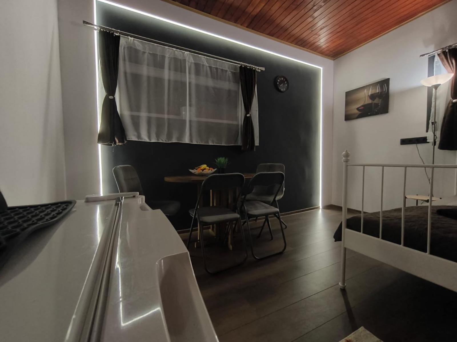 Morrison Apartments เมียร์คูรา-ชุค ภายนอก รูปภาพ