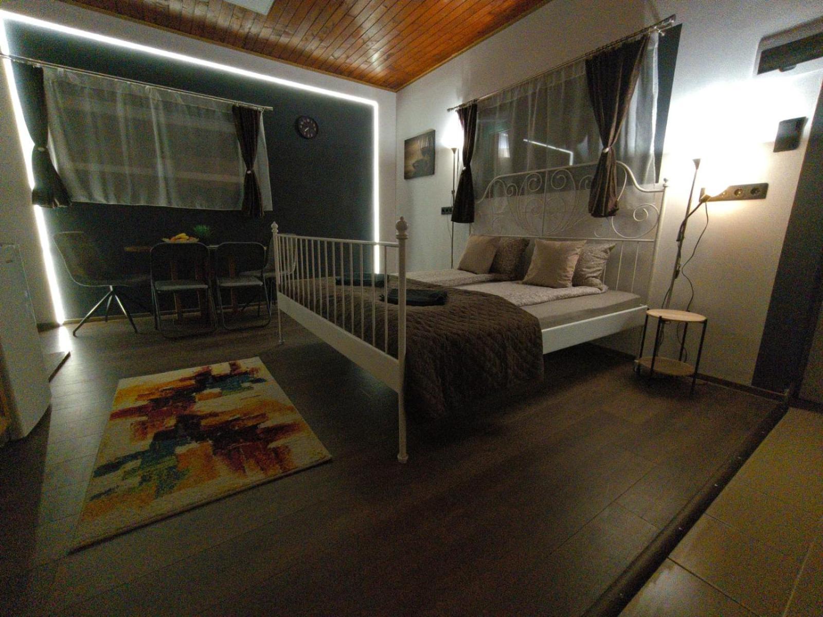 Morrison Apartments เมียร์คูรา-ชุค ภายนอก รูปภาพ